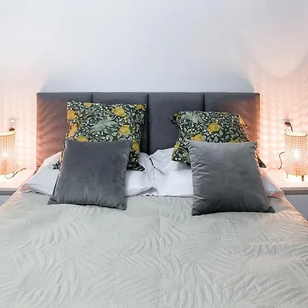 Charming In Calm And Area * Krakov